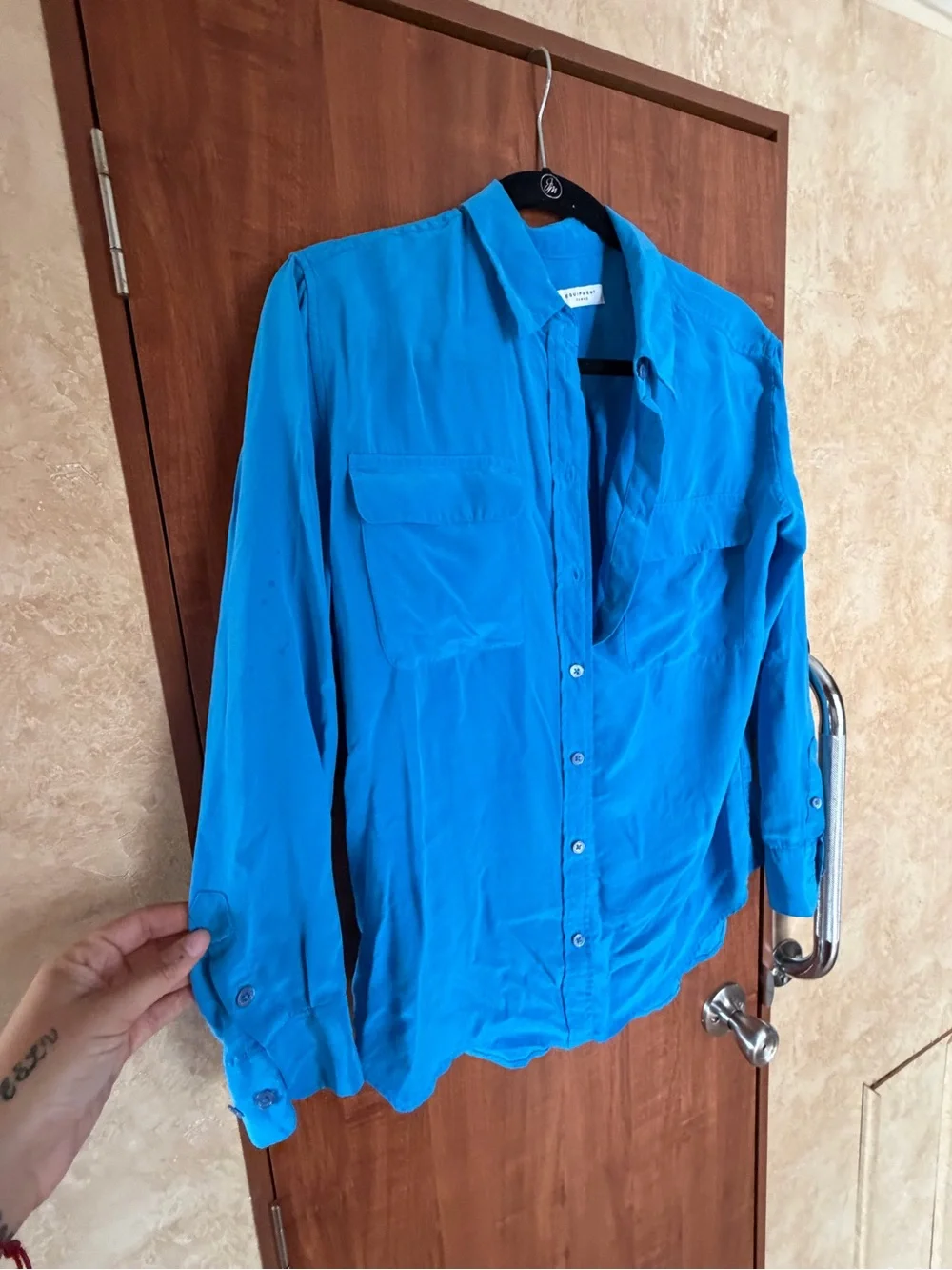 Equipment Blue Silk Button-Up Shirt size Small